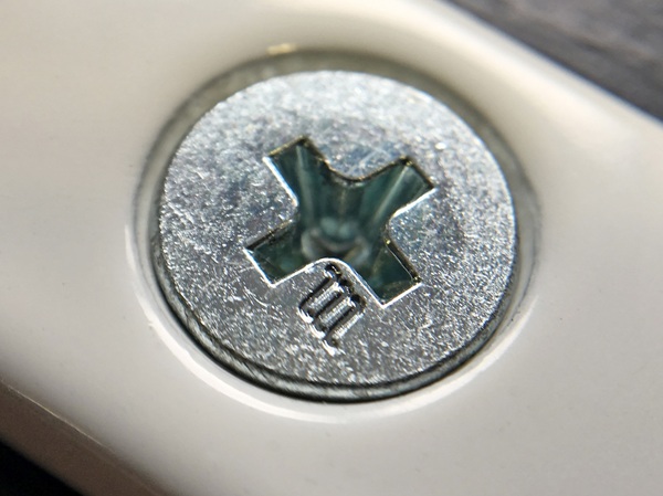A Rapierstar countersunk head screw with the Tri-Thread brand logo stamp.
